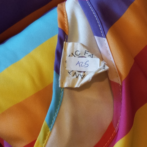 Fantastic Farm Rainbow Woman Dress Size M - Picture 6 of 10